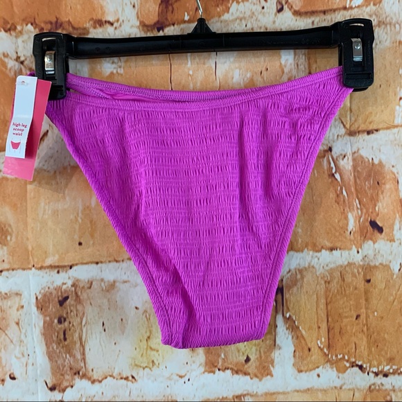 SOLD!!Juniors' Textured High Leg Scoop Bikini Bottom - - Picture 8 of 8